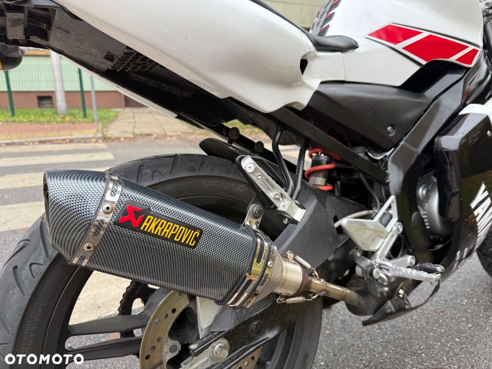 Yamaha TZR - 9
