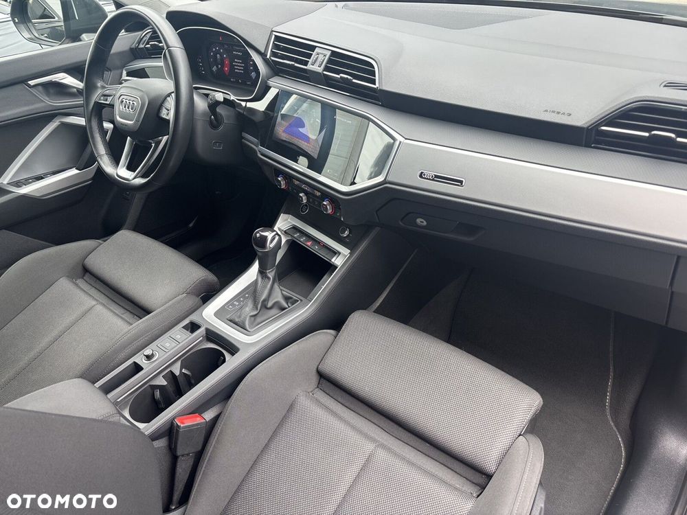 Audi Q3 - 30