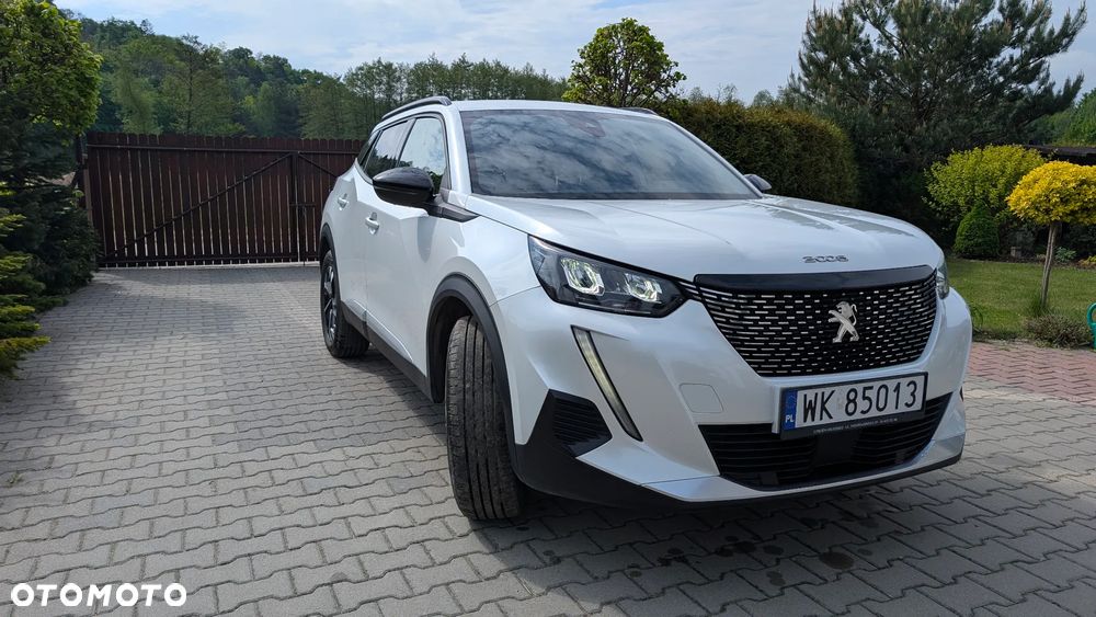 Peugeot 2008 PureTech 130 Allure S&S EAT8 - 1