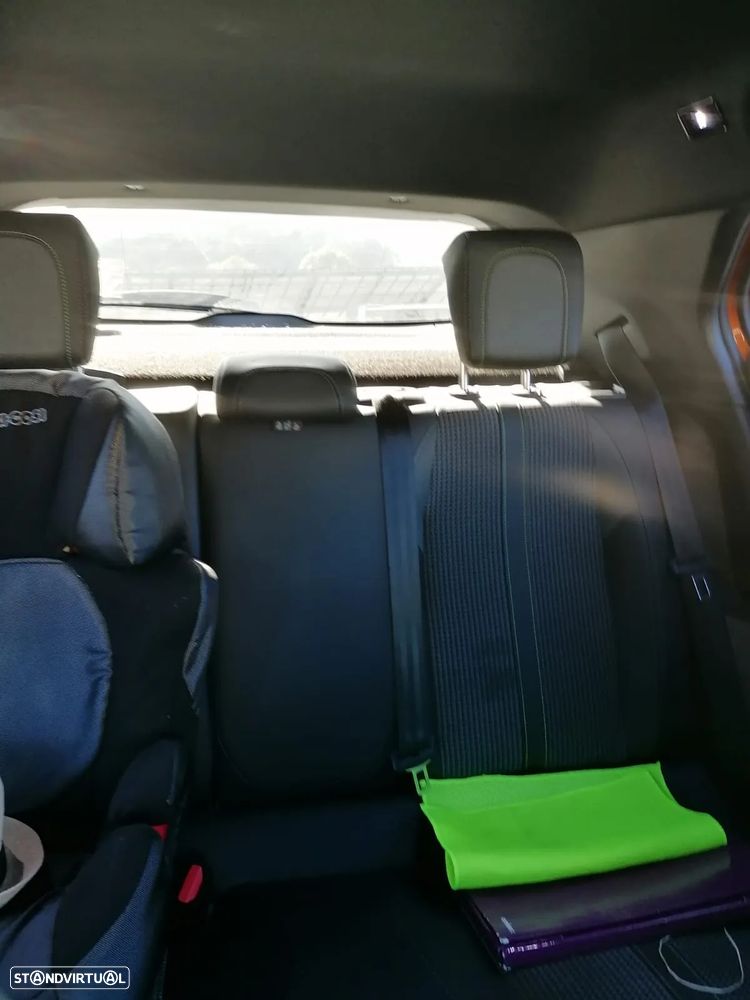 Peugeot 2008 1.5 BlueHDi GT EAT8 - 2