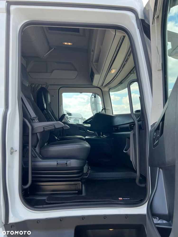Ford F MAX - 23