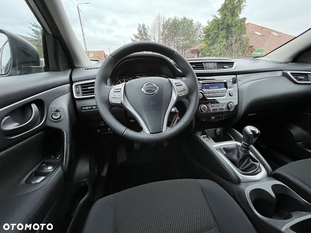 Nissan Qashqai 1.2 DIG-T Visia EU6 - 16