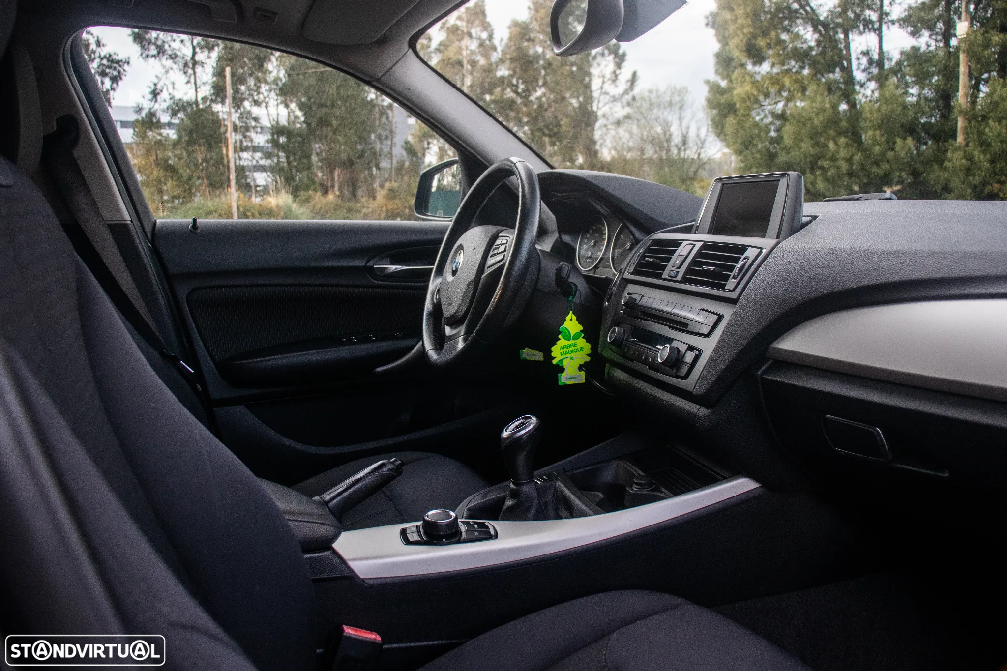 BMW 116 d Line Urban - 8