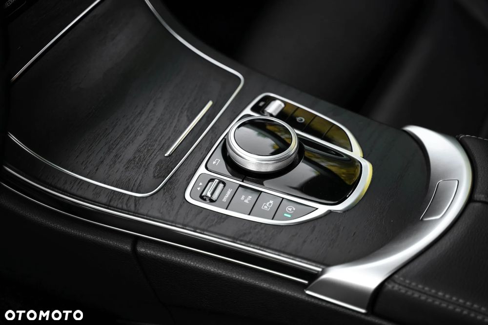 Mercedes-Benz Klasa C 200 d T 9G-TRONIC Avantgarde - 25