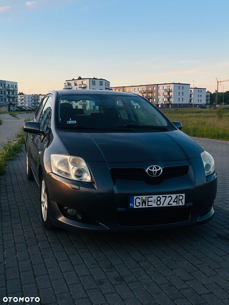 Toyota Auris 2.0 D-4D Prestige - 1