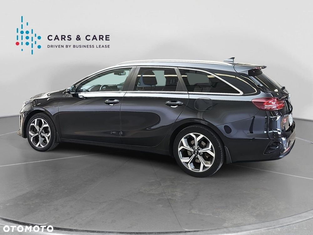 Kia Ceed 1.6 CRDi mHEV L DCT - 29