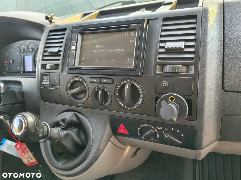 Volkswagen Transporter T5 - 10