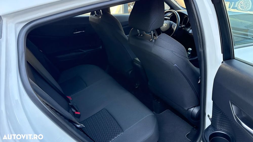 Toyota C-HR 1.8 HSD 122 CP 4x2 CVT Core - 33