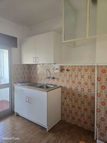 Apartamento T1 Arruda dos Vinhos - Grande imagem: 3/12