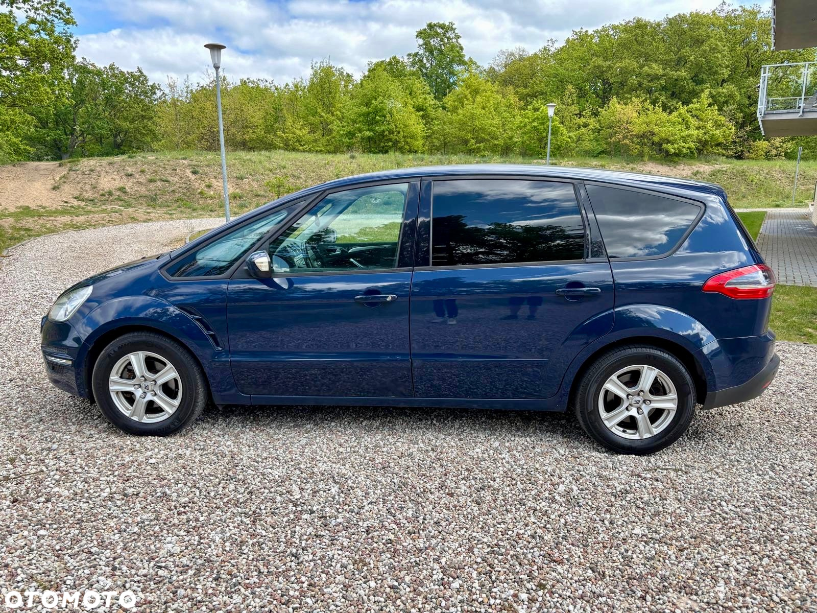 Ford S-Max - 12