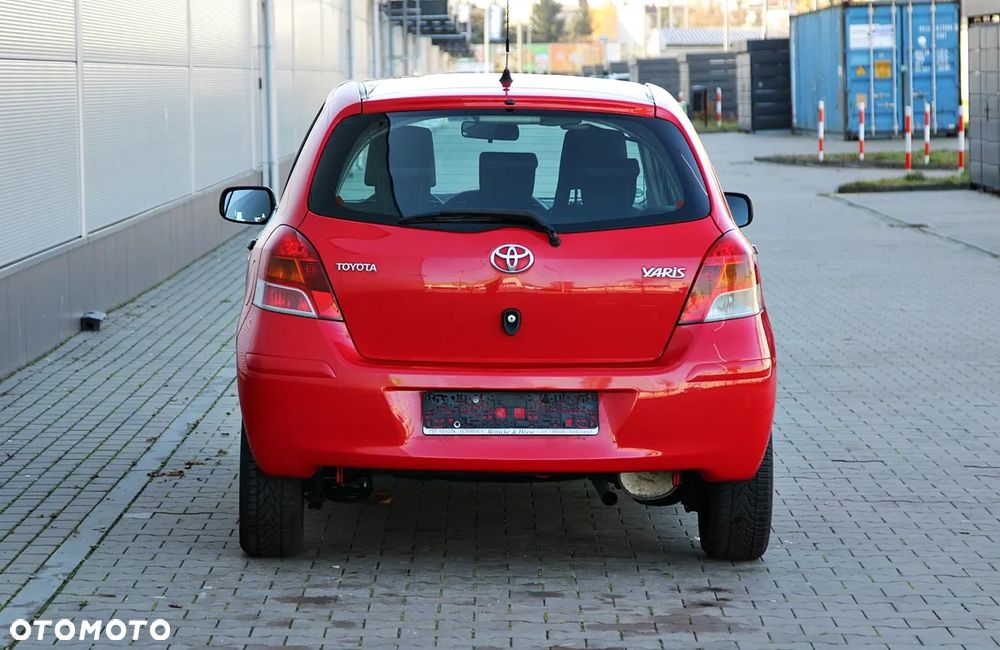 Toyota Yaris 1.33 Luna - 5