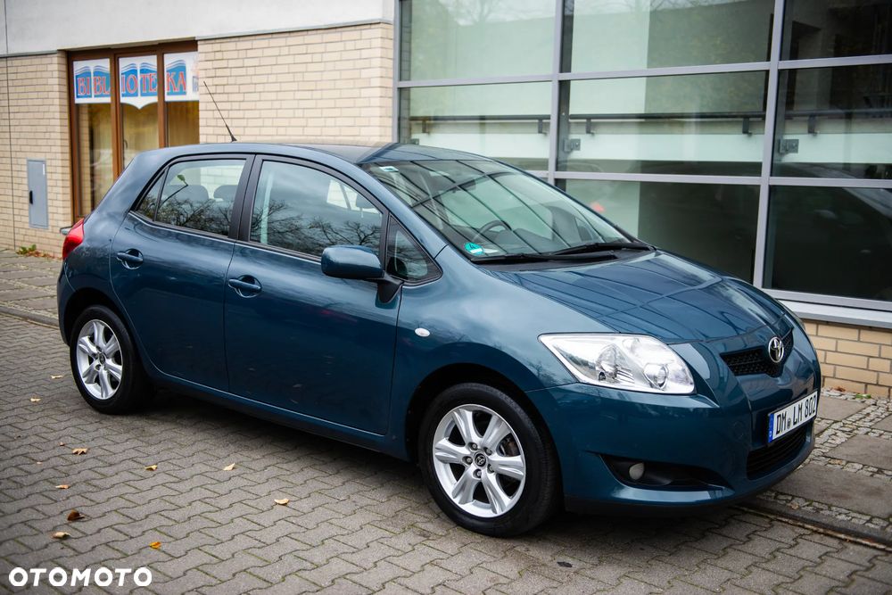 Toyota Auris 1.6 Edition - 10