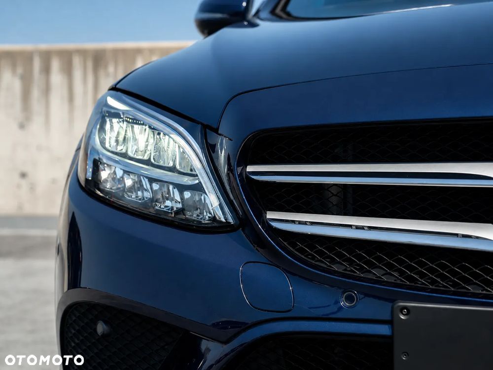 Mercedes-Benz Klasa C 300 9G-TRONIC Exclusive - 9