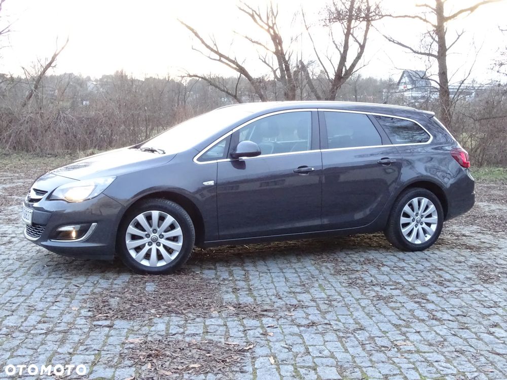 Opel Astra 1.6 CDTI DPF ecoFLEX TourerStart/Stop Exklusiv - 30