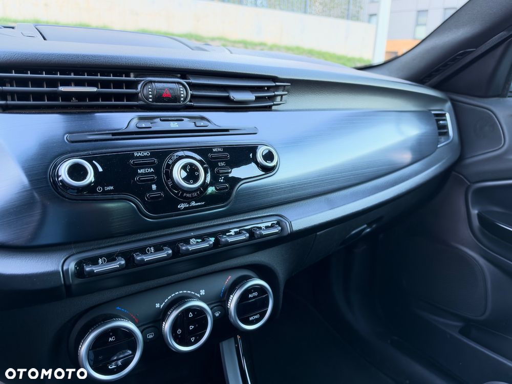 Alfa Romeo Giulietta - 16