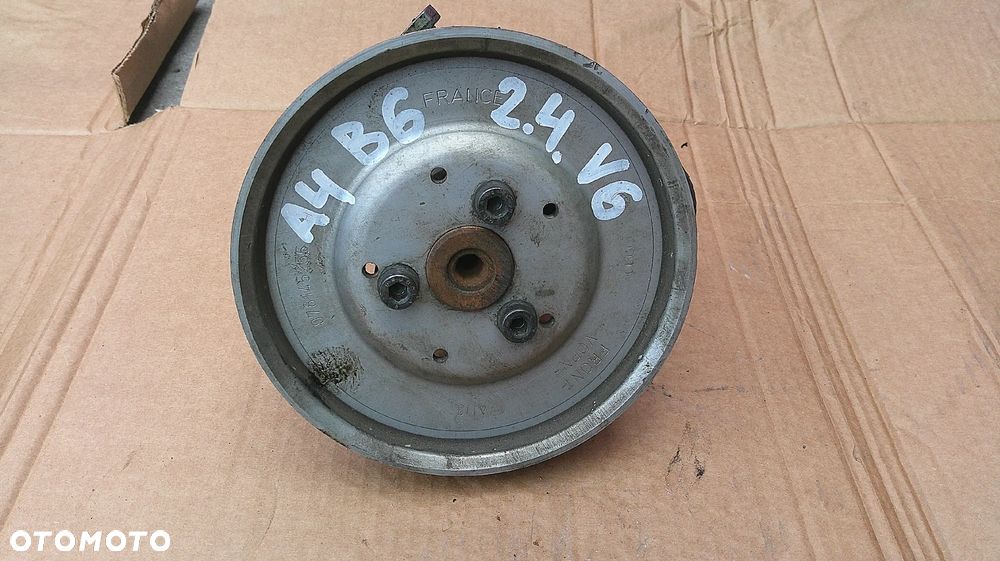 AUDI A4 B6 2.4 POMPA WSPOMAGANIA