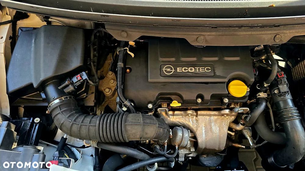Opel Zafira 1.4 Turbo (ecoFLEX) Start/Stop Edition - 21