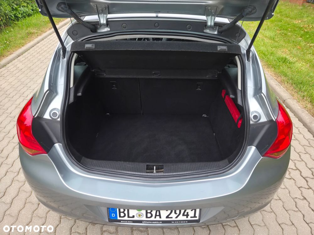 Opel Astra 1.6 - 11