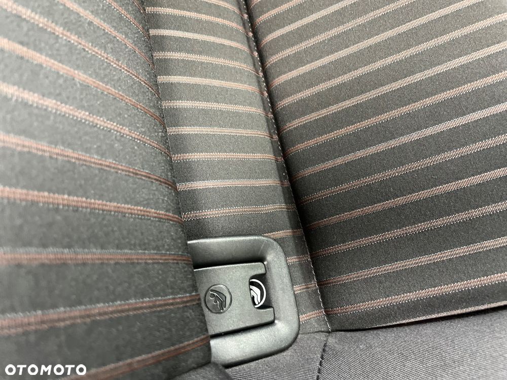 Audi A4 - 24