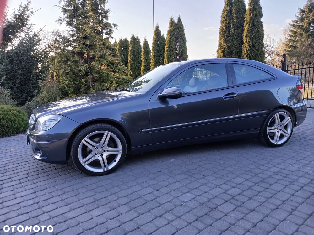 Mercedes-Benz CLC - 4