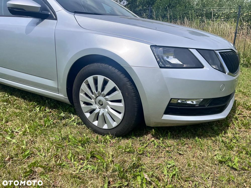 Skoda Octavia - 2