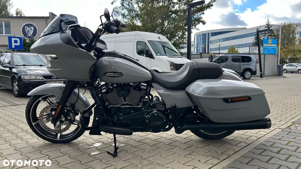 Harley-Davidson Touring Road Glide - 7
