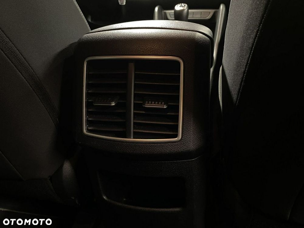 Kia Sportage - 18