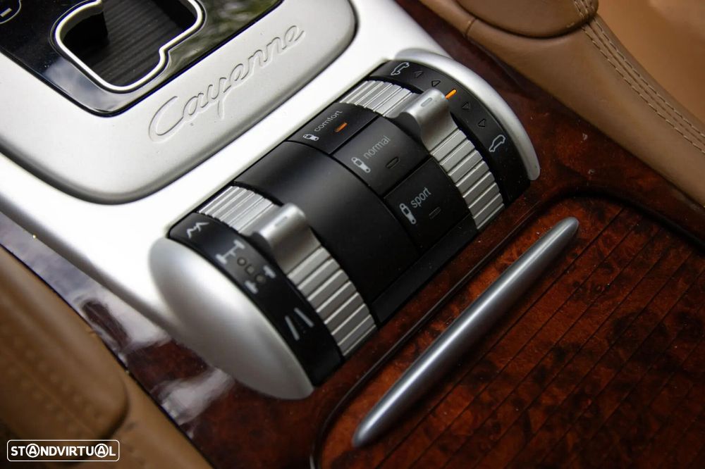 Porsche Cayenne Tiptronic - 40