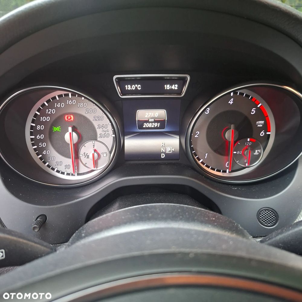 Mercedes-Benz CLA 200 (CDI) d 4-Matic - 10