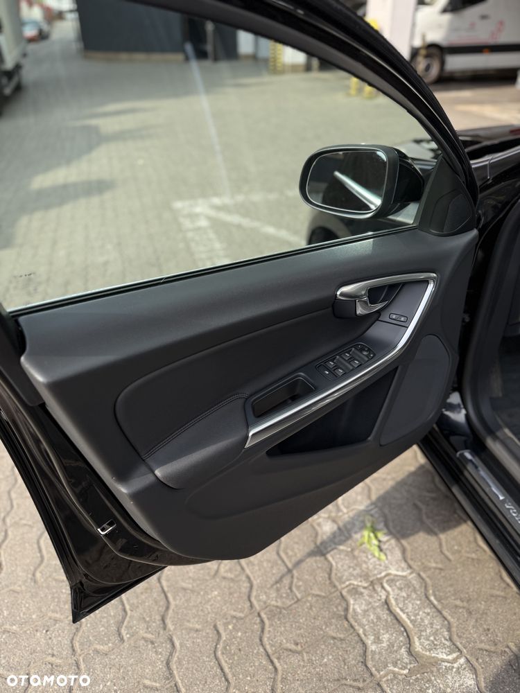 Volvo V60 - 12