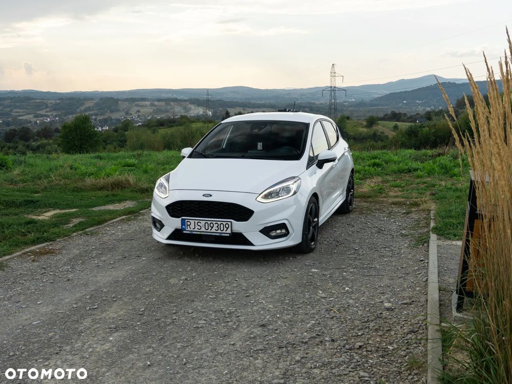 Ford Fiesta - 17