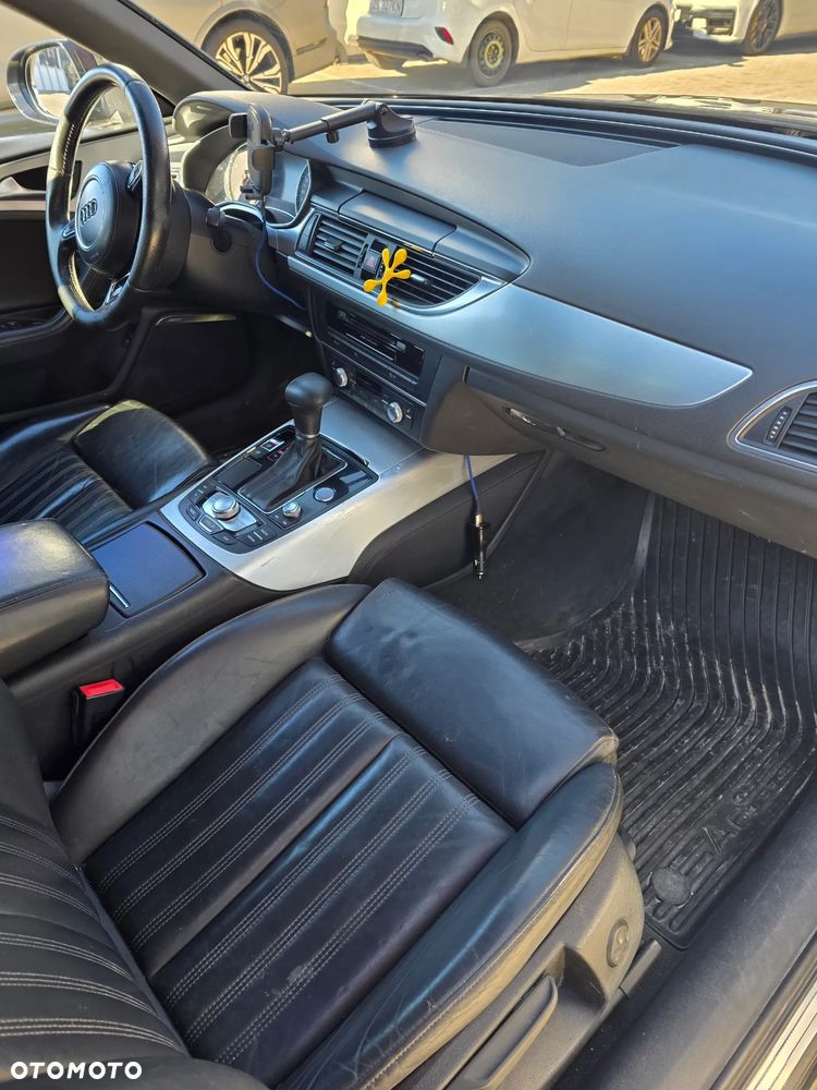 Audi A6 Avant - 16