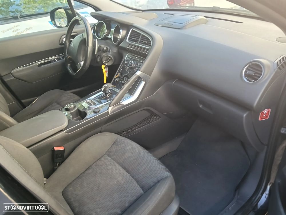 Peugeot 3008 2.0 HDi Hybrid4 - 9