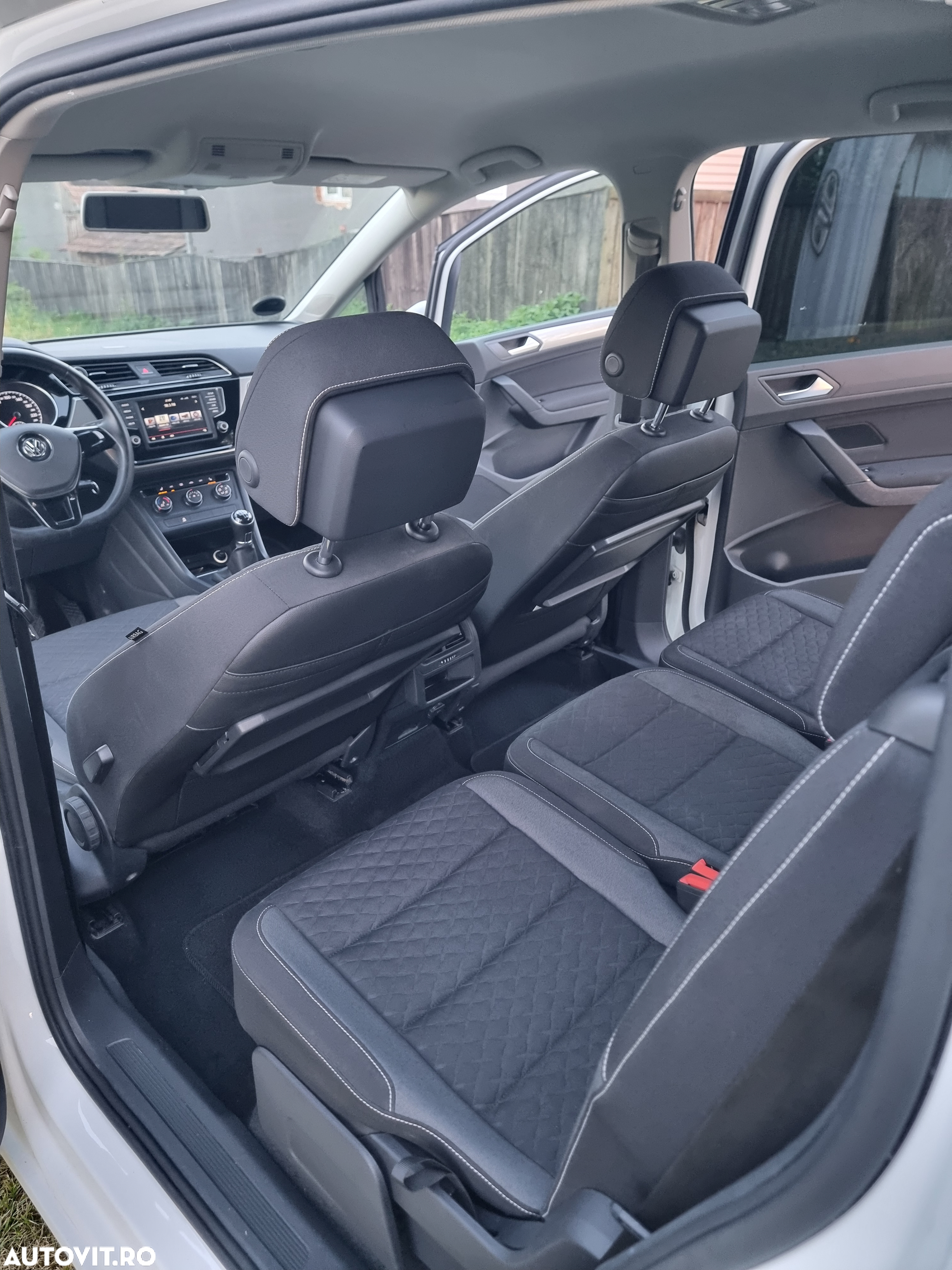 Volkswagen Touran 1.6 TDI Trendline - 18