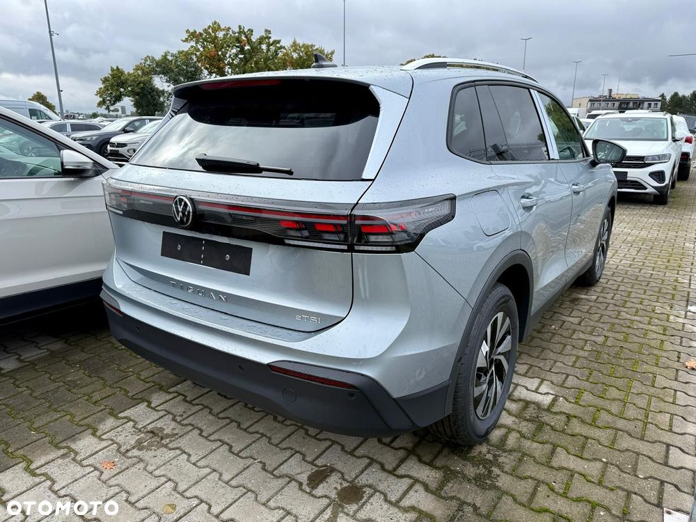 Volkswagen Tiguan - 7