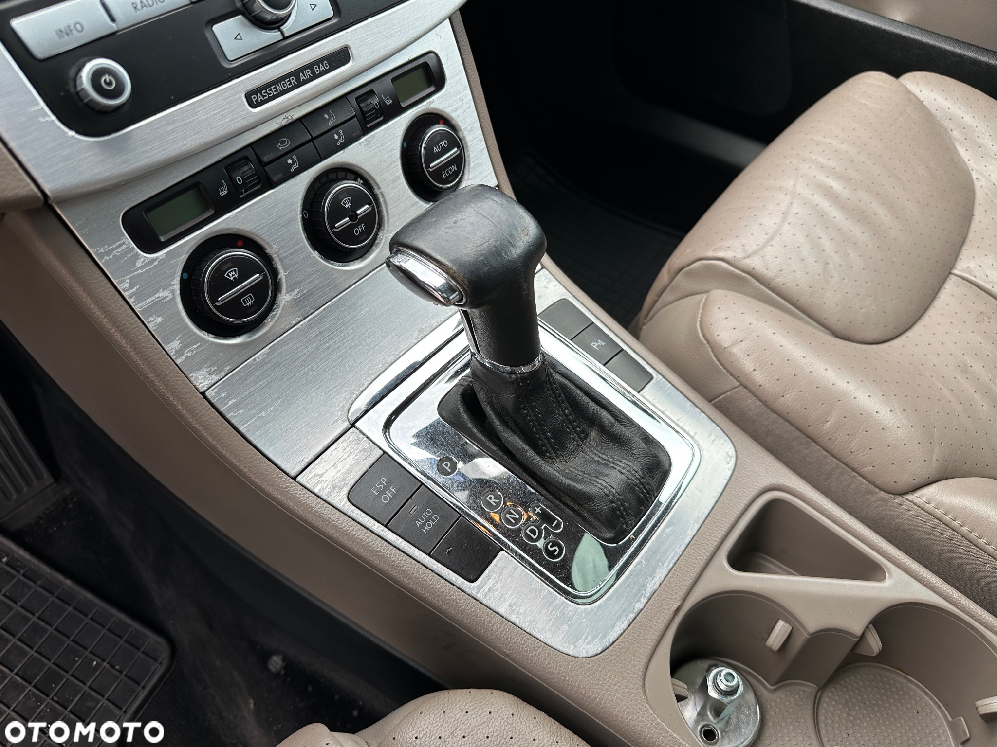 Volkswagen Passat 2.0 TSI Highline DSG - 21