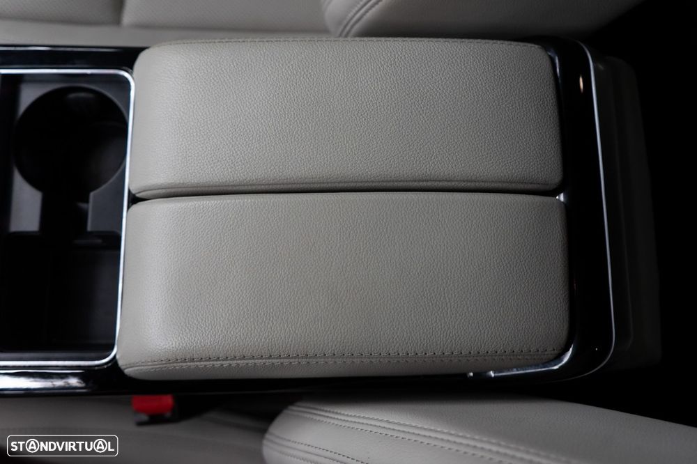 Land Rover Range Rover Velar 2.0d R-Dynamic HSE - 29