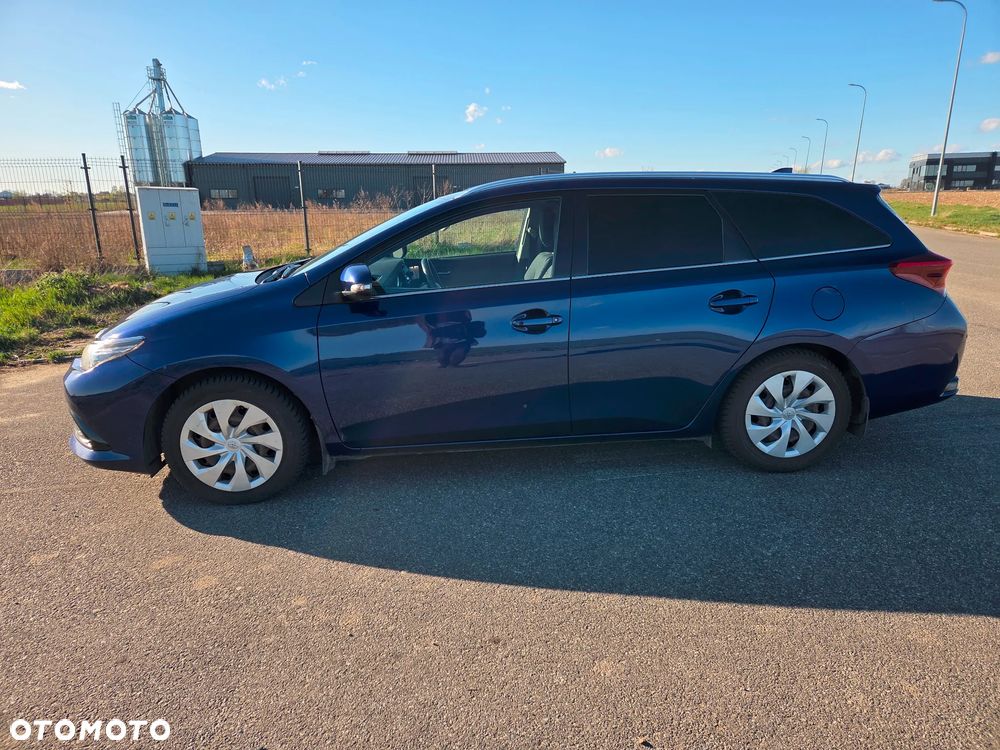 Toyota Auris 1.6 Comfort - 3