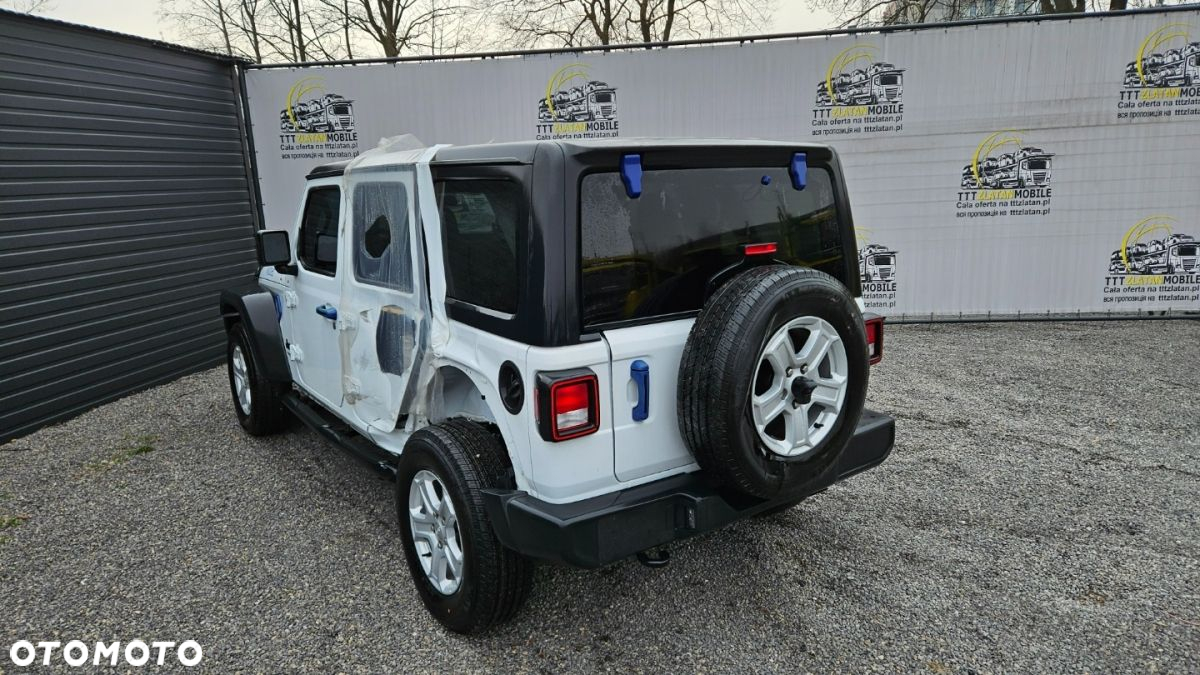Jeep Wrangler - 18