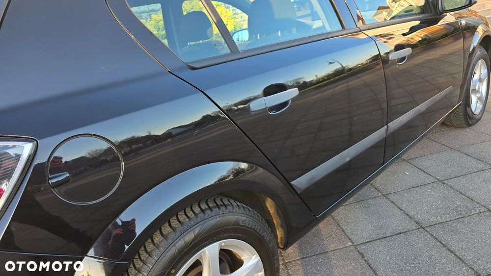 Opel Astra - 14