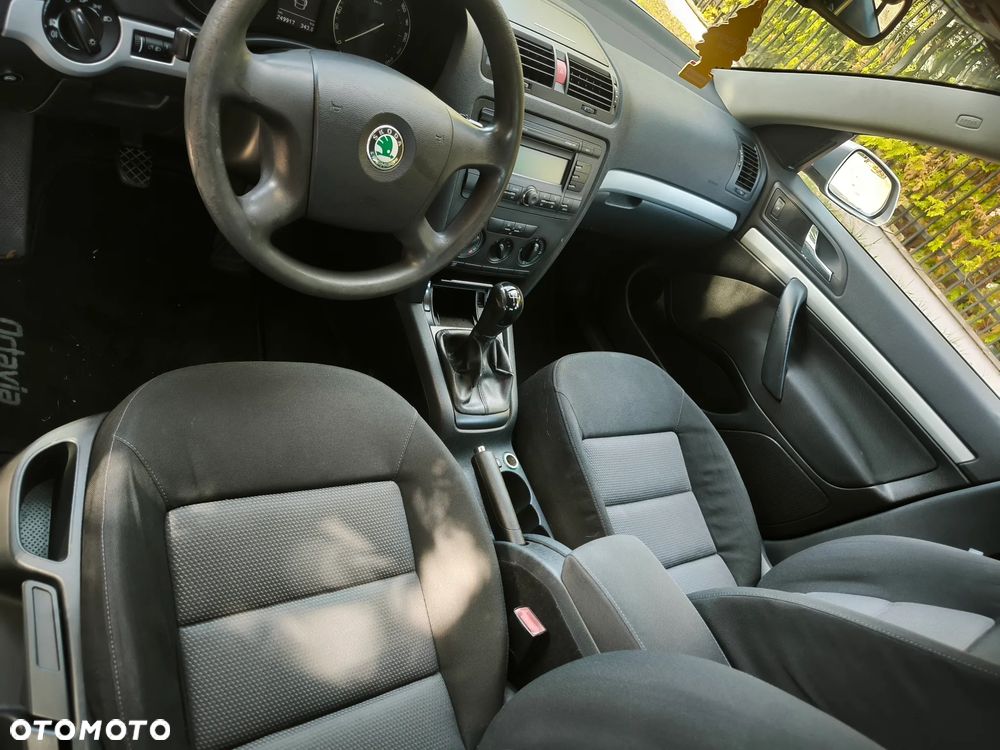 Skoda Octavia - 22