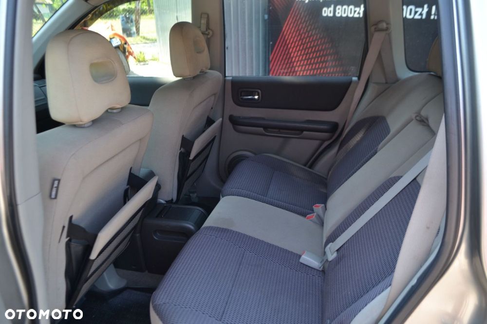 Nissan X-Trail - 4