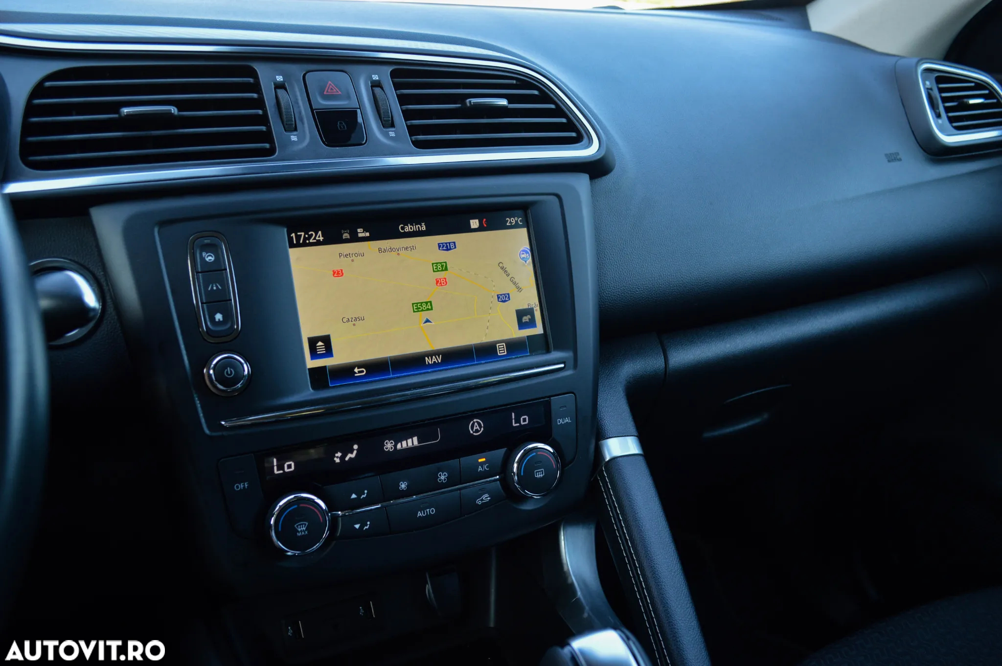 Renault Kadjar 1.6 DCI CVT Intens - 34