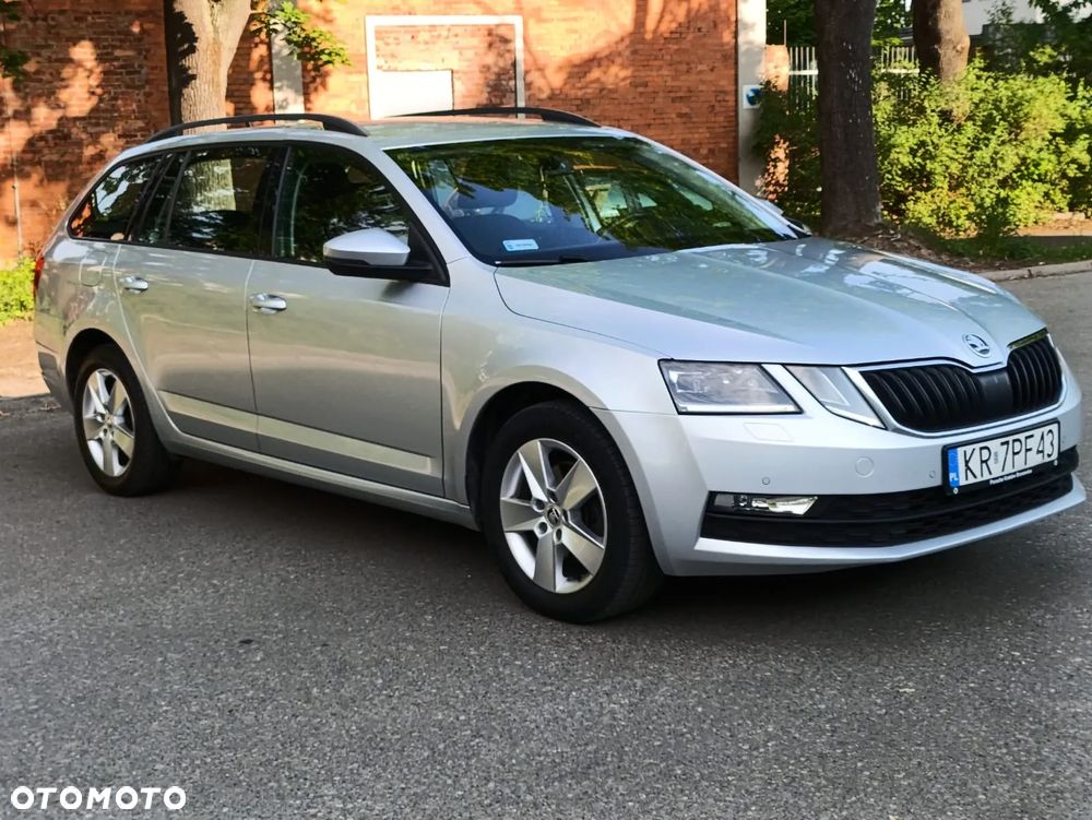 Skoda Octavia 2.0 TDI Ambition - 1