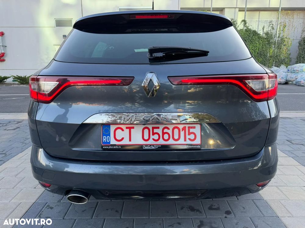 Renault Megane Grandtour TCe 140 GPF INTENS - 12