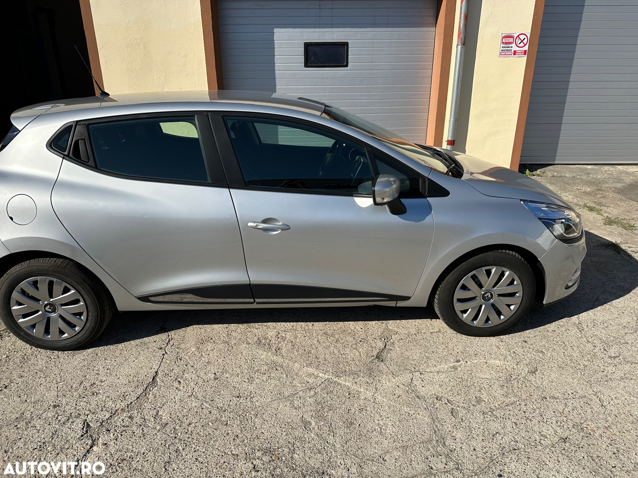 Renault Clio (Energy) dCi 90 Start & Stop LIMITED - 3