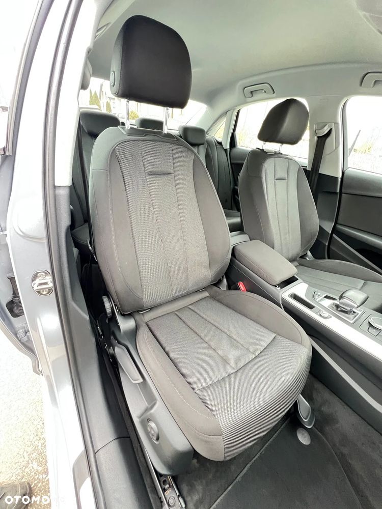 Audi A4 Limousine - 28