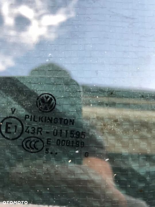 SZYBA PRAWY TYL DRZWI touran iii dymiona 2015 - 2