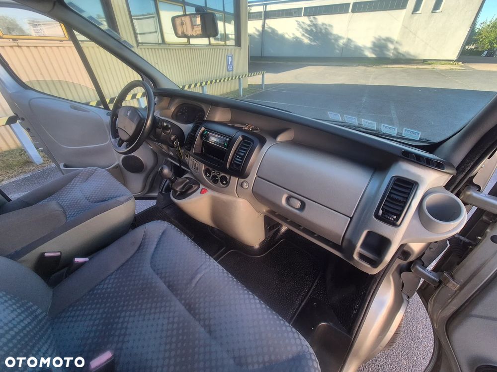 Renault TRAFIC - 28