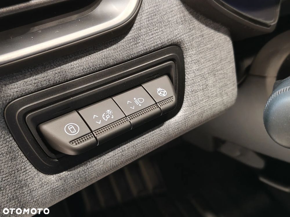 Mitsubishi Colt 1.0T Invite Style Cold - 14